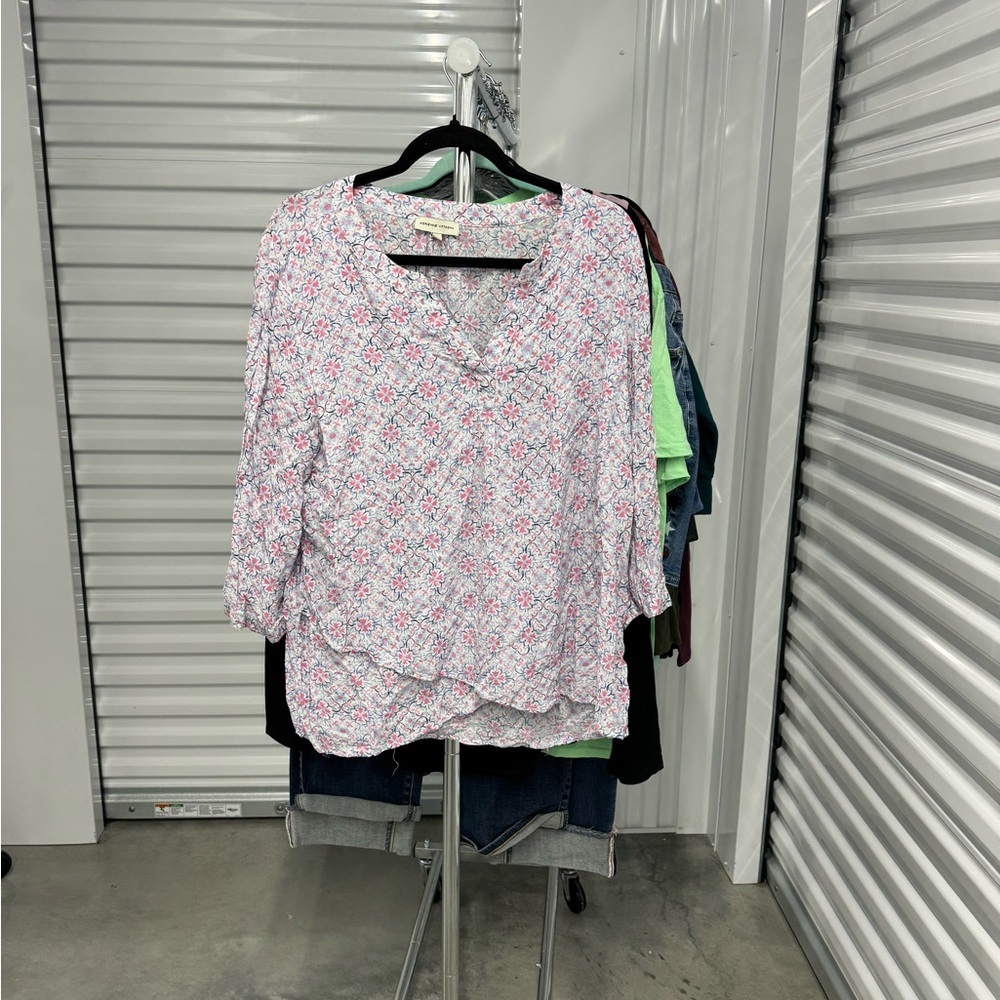 Adrienne Vittadini | 3/4 Sleeve Pullover Top with Pink/Blue Flowers | size 1X